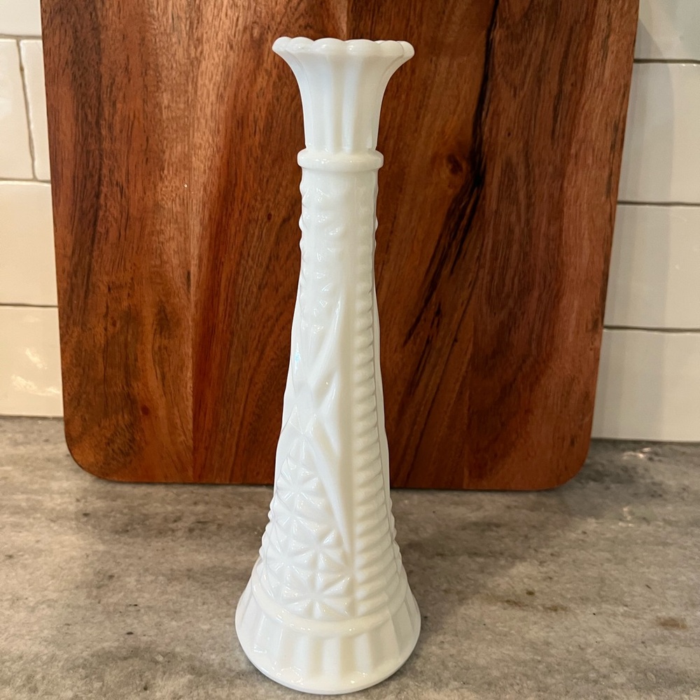 Anchor Hocking  White Milk  Glass Vase